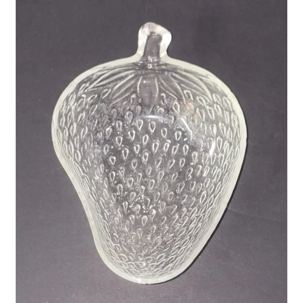Vintage Clear Glass Strawberry Dessert Bowl – Large Master Serving Bowl